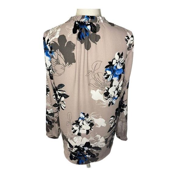 Jennifer Lopez Women’s Small Taupe Multicolored Floral V-Neck Top - Picture 3 of 4
